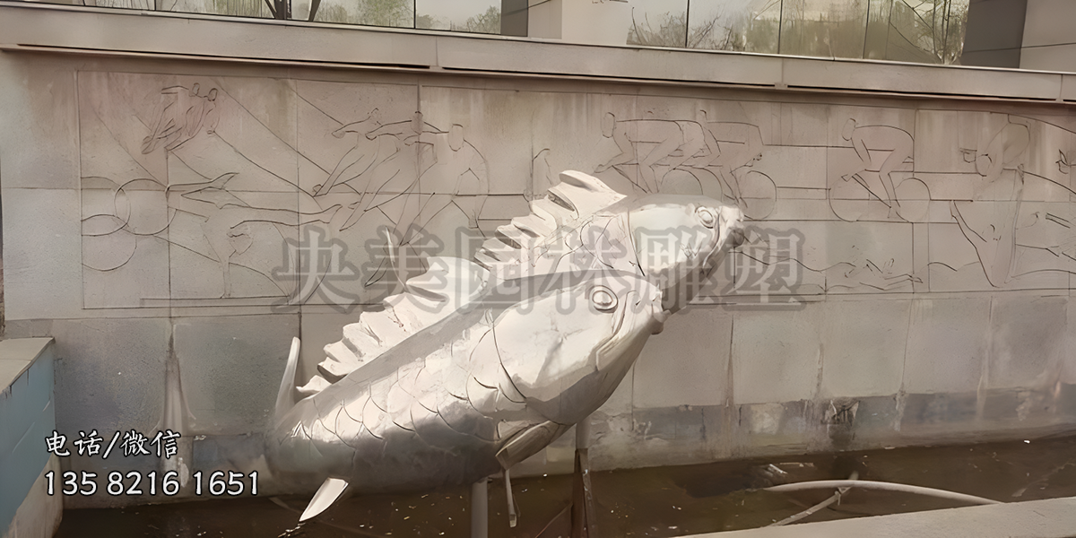 不銹鋼鯉魚(yú)雕塑