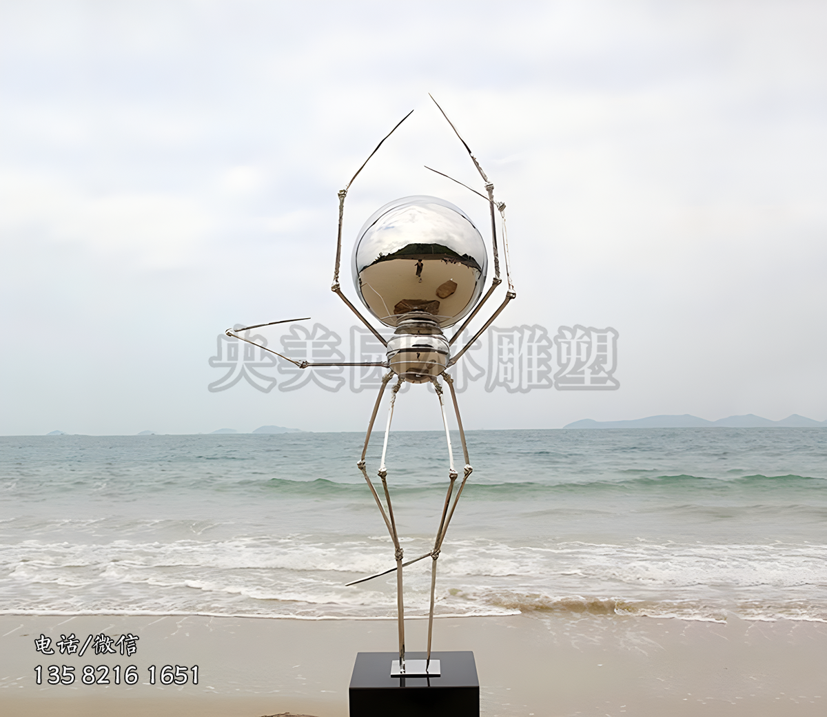 不銹鋼鏡面創(chuàng)意蜘蛛雕塑