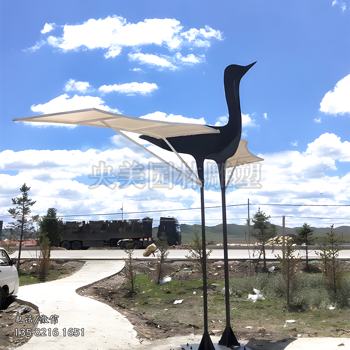 抽象高腳藝術(shù)仙鶴造型雕塑