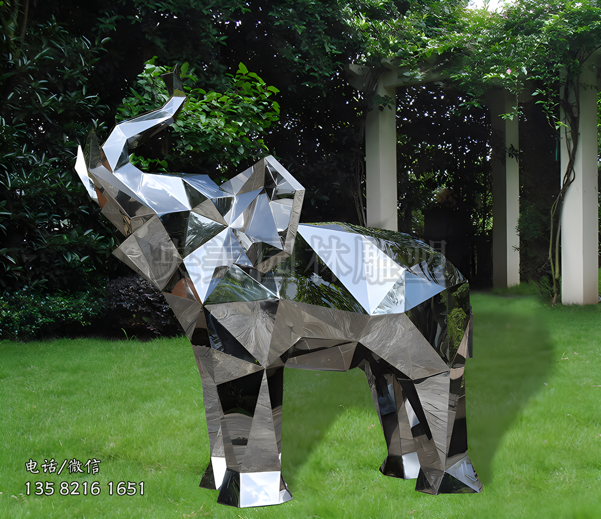 幾何塊面不銹鋼大象鏡面雕塑