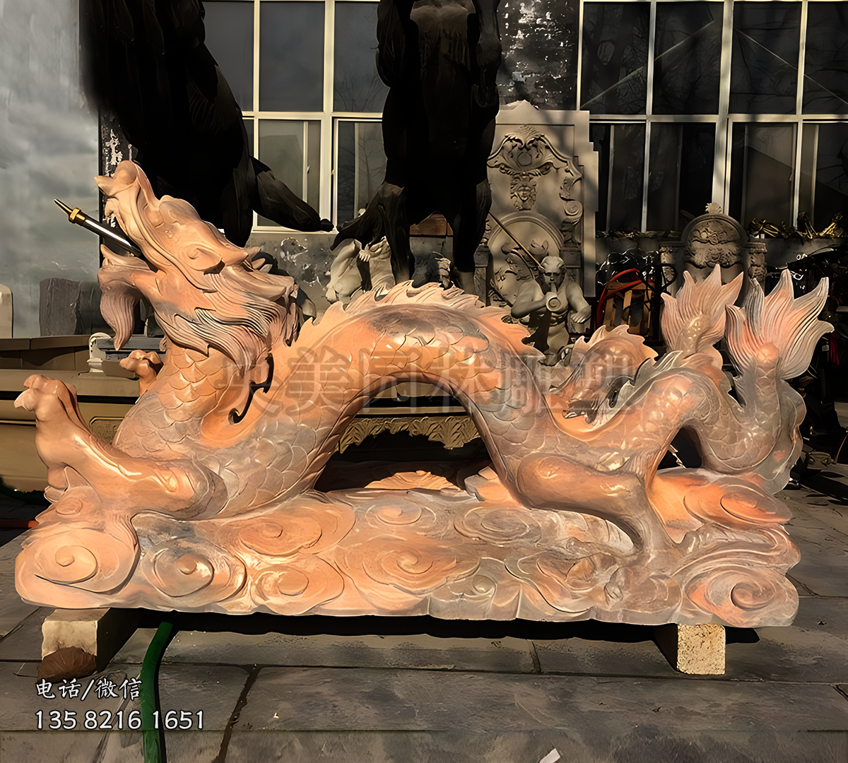 晚霞紅大理石神龍雕塑（可噴水）
