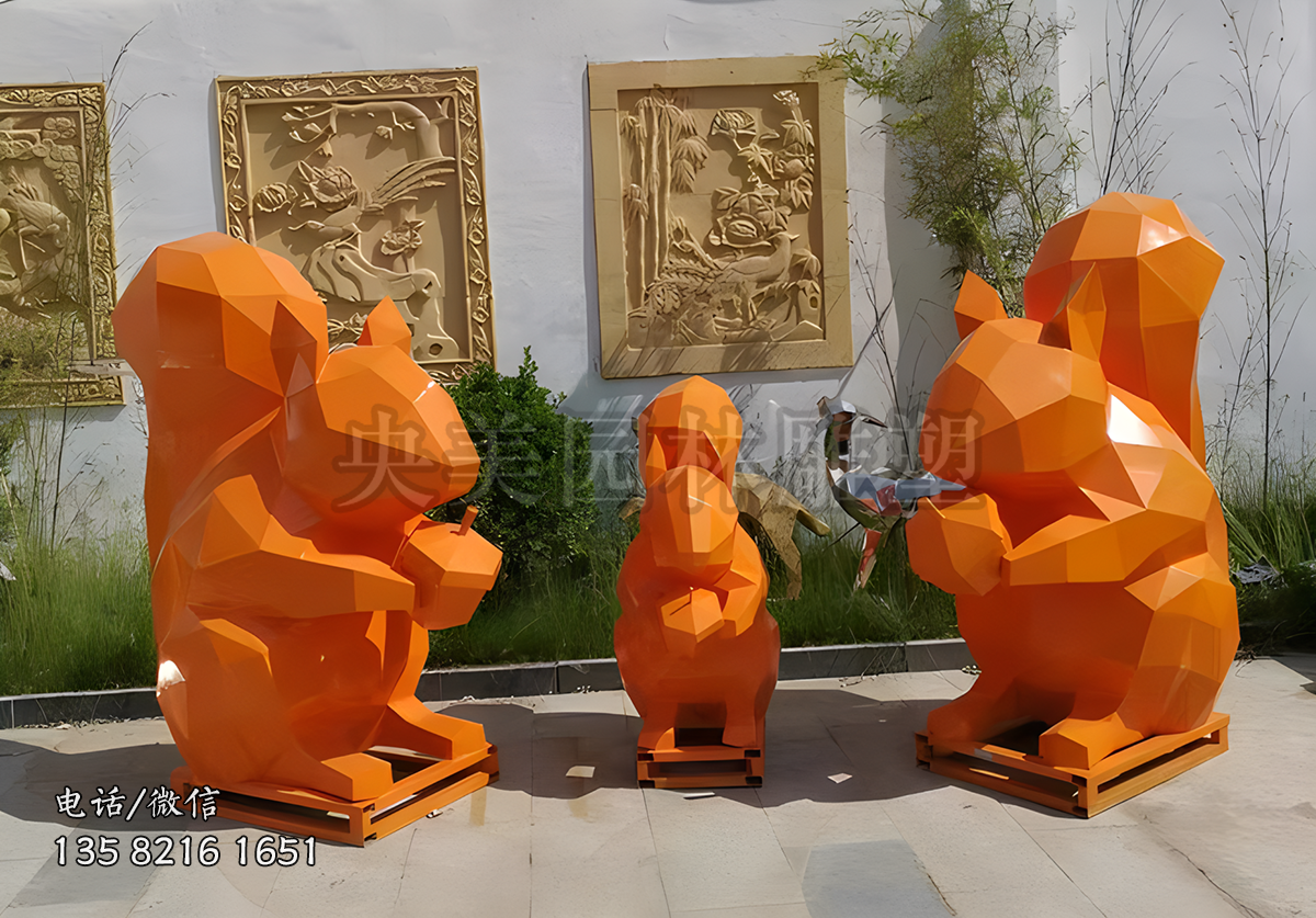 幾何切面不銹鋼松鼠雕塑