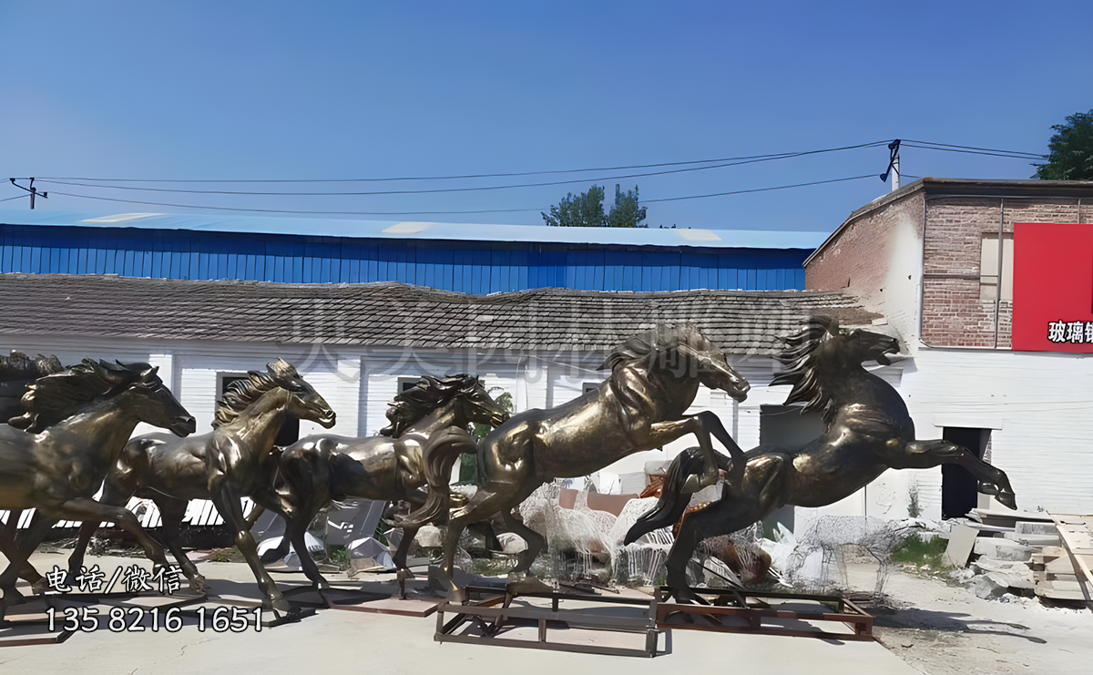 玻璃鋼八駿馬馬群雕塑