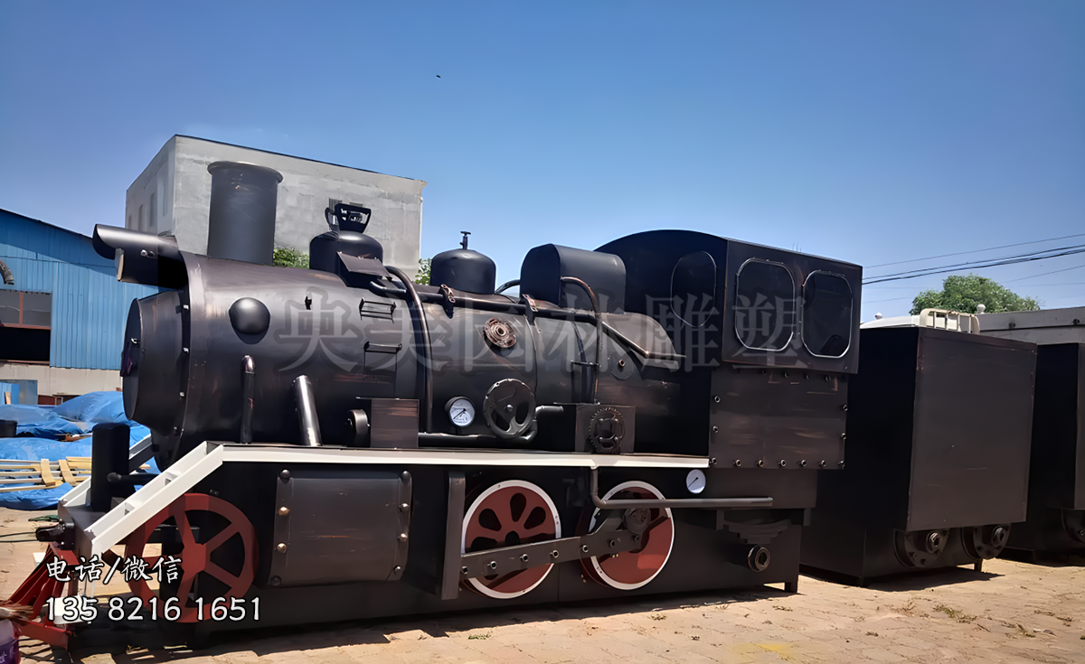 鐵藝火車景觀雕塑