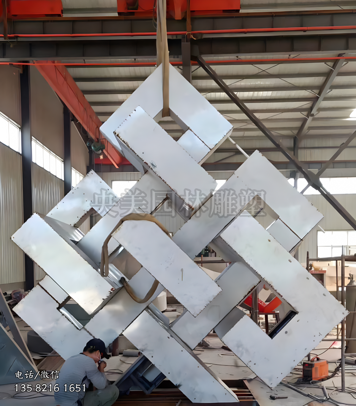 不銹鋼中國(guó)結(jié)雕塑