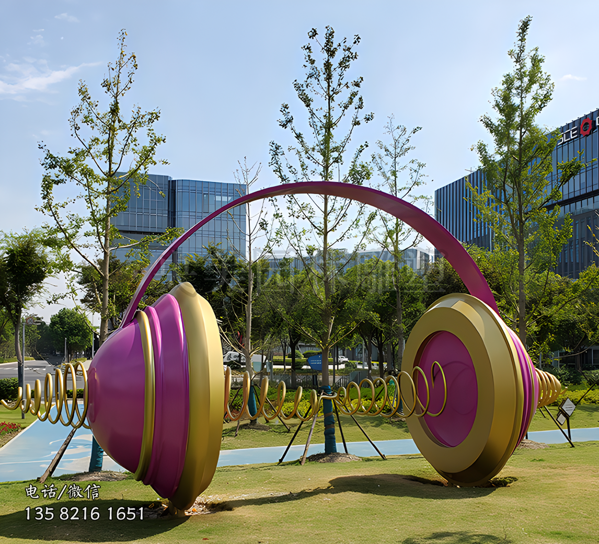 創(chuàng)意玻璃鋼耳機景觀雕塑