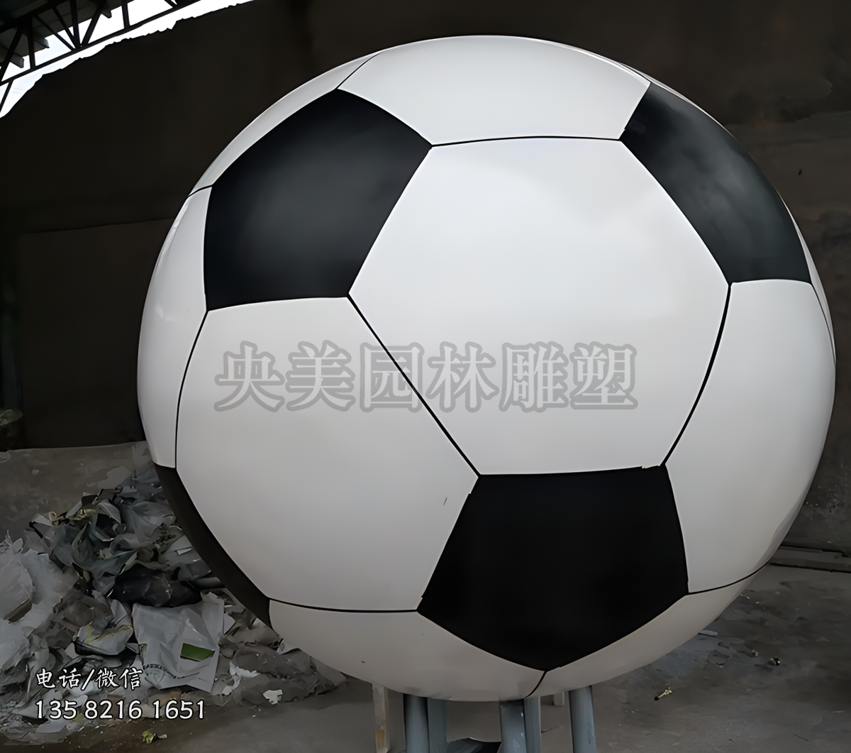 玻璃鋼仿真足球雕塑擺件