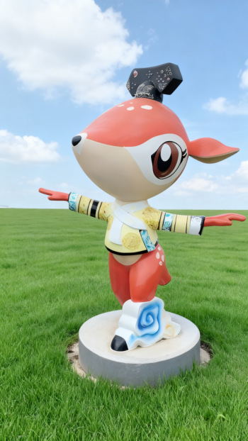 玻璃鋼卡通小鹿雕塑 (14)