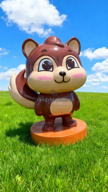 玻璃鋼卡通松鼠雕塑