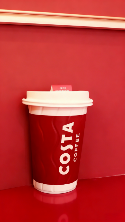 仿真紙質(zhì)咖啡杯子雕塑 (1)